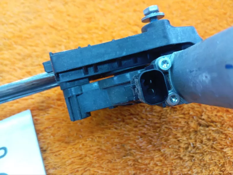 Стеклоподъемник