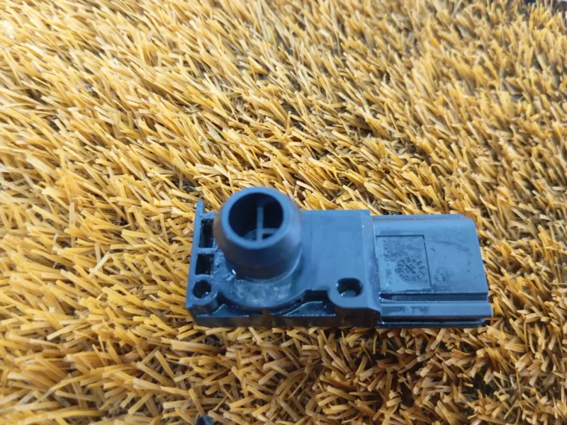 Датчик вакуумного усилителя