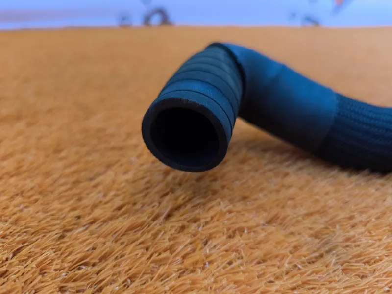 Патрубок воздушного фильтра