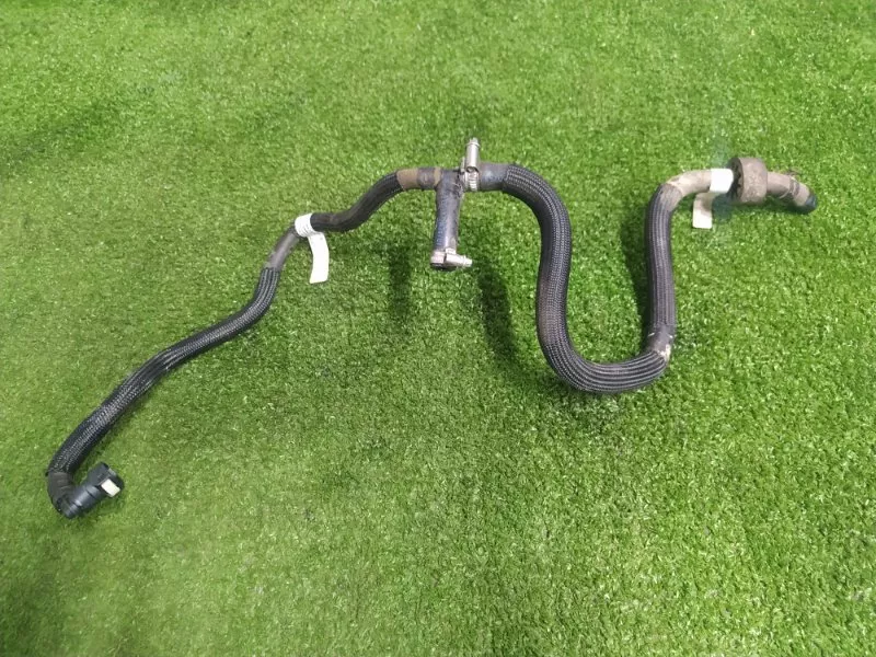 Трубка топливная