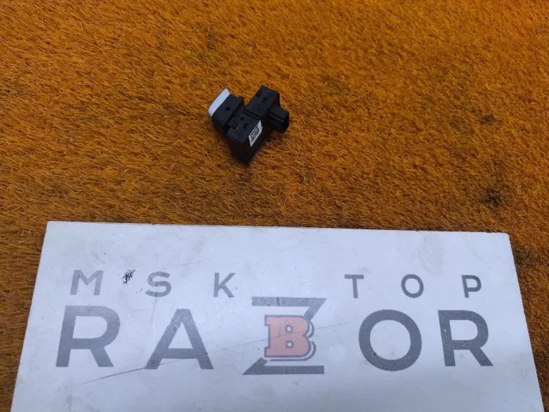 Кнопка стеклоподъемника