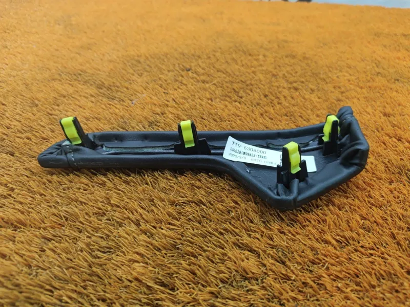 Накладка на торпедо