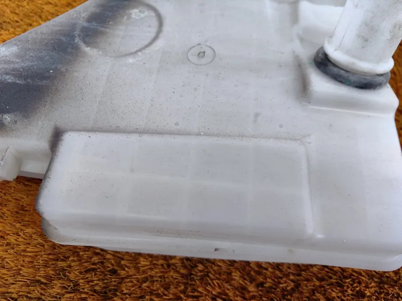 Бачок омывателя