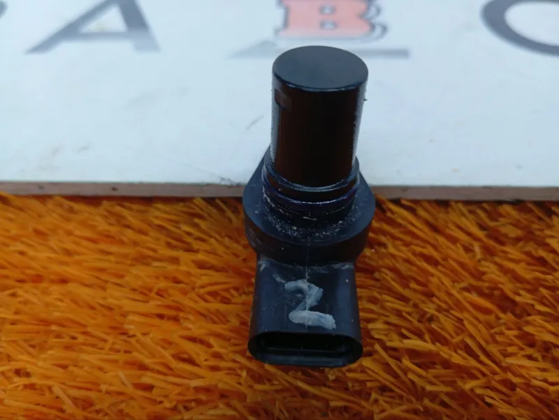 Датчик положения распредвала