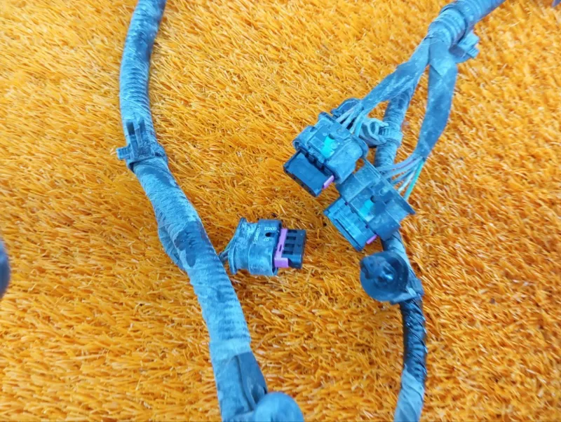 Проводка подкапотная