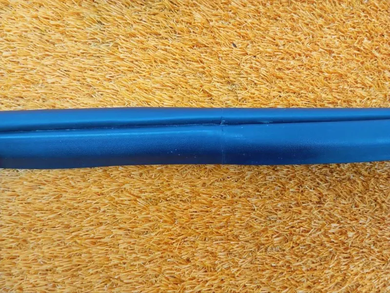 Уплотнитель проема двери