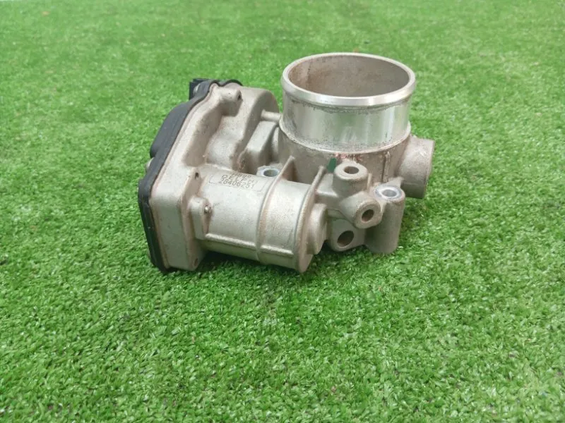 Дроссельная заслонка