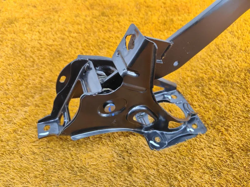 Педаль тормоза