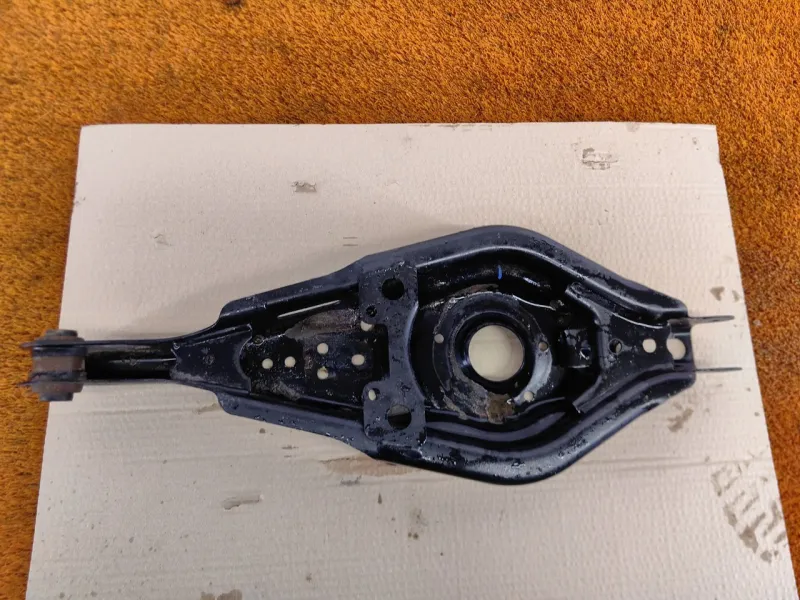 Рычаг подвески