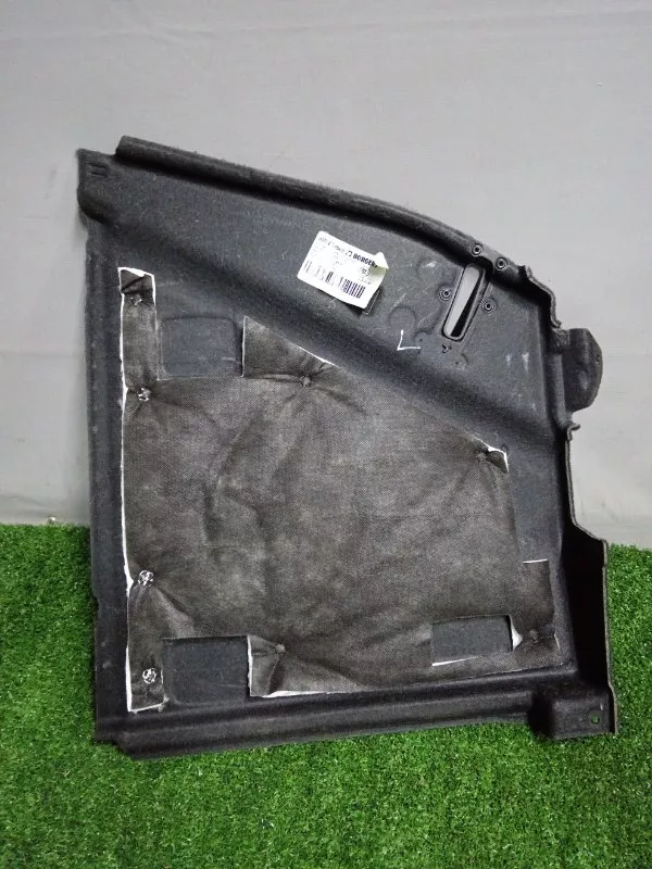 Обшивка багажника