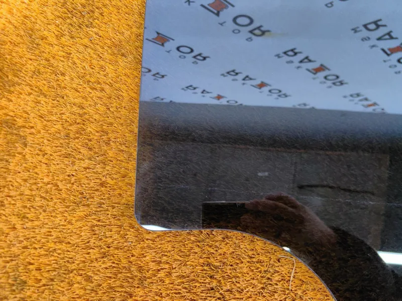 Стекло двери