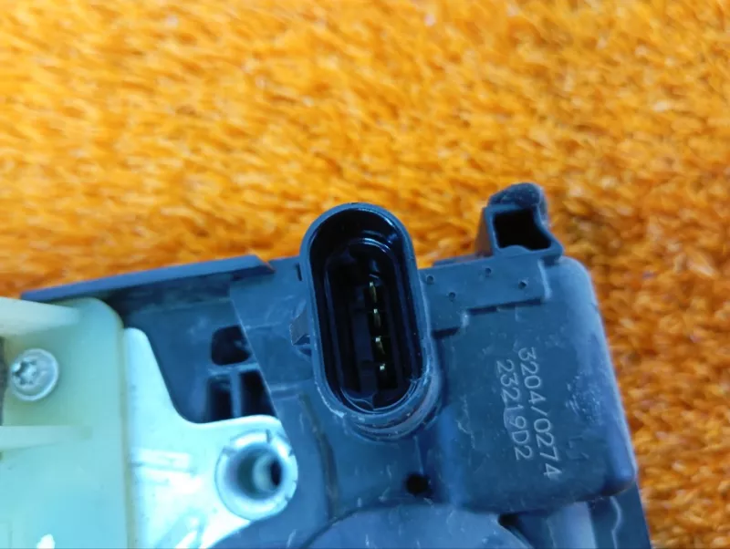 Замок двери