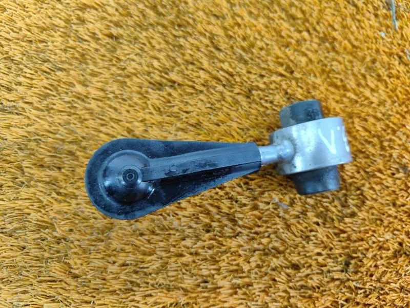 Стойка стабилизатора