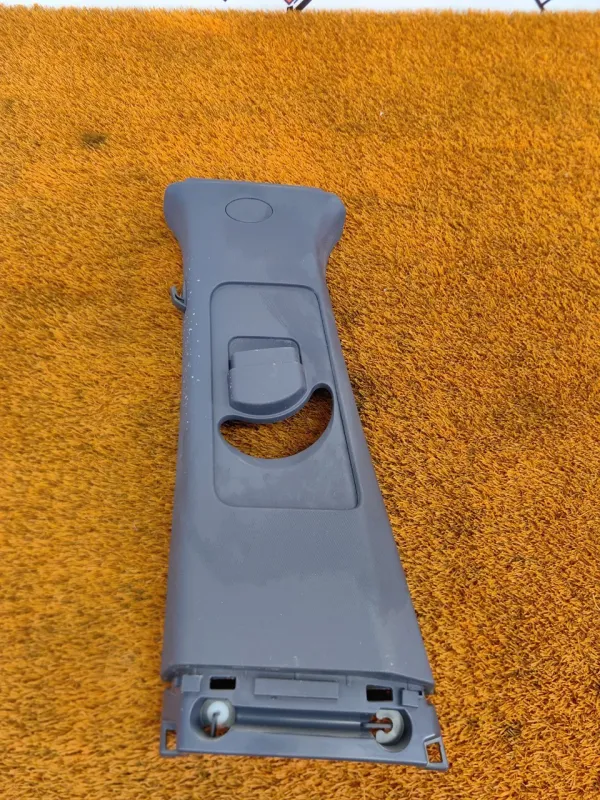 Обшивка стойки