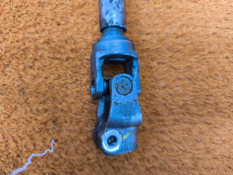 Рулевой карданчик