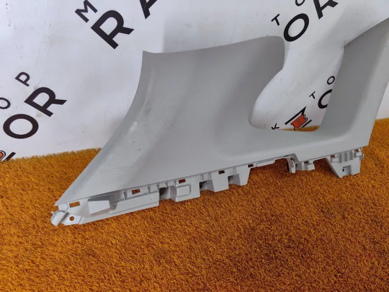 Накладка на стойку кузова