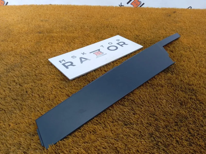 Молдинг двери