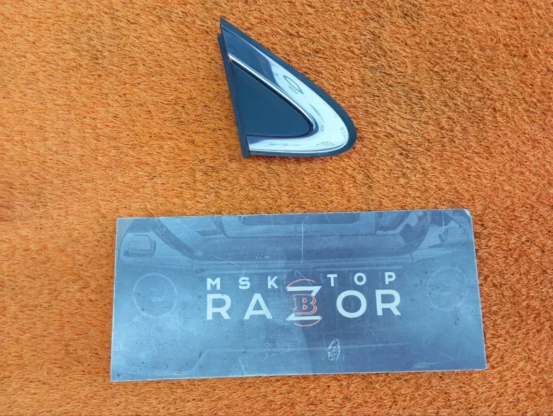 Молдинг двери