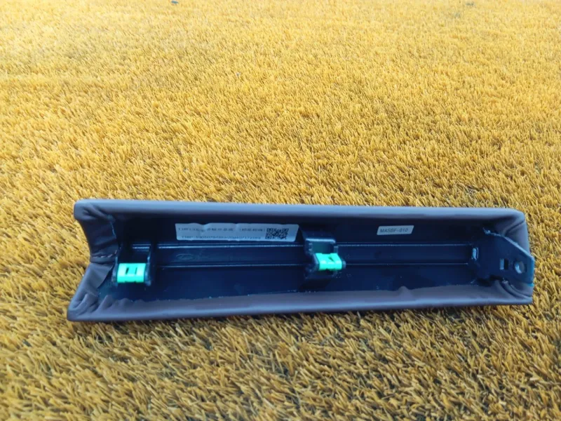 Декоративная накладка торпедо