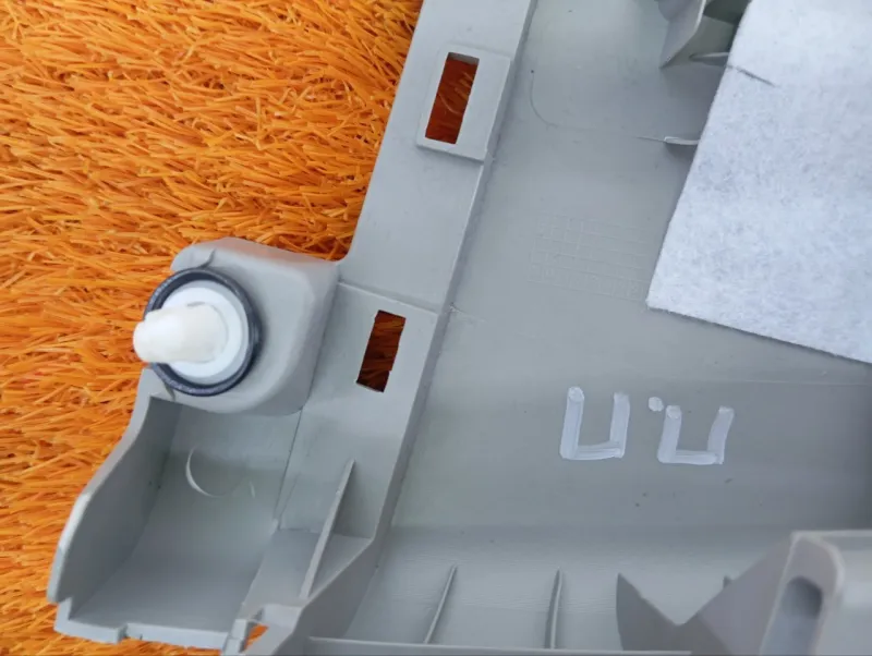 Обшивка центральной стойки