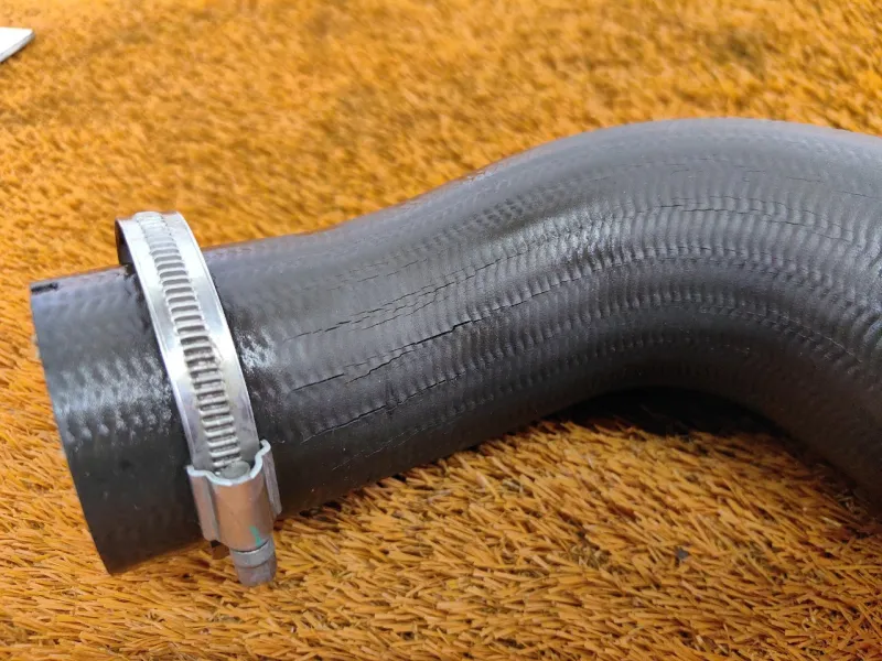 Патрубок интеркулера