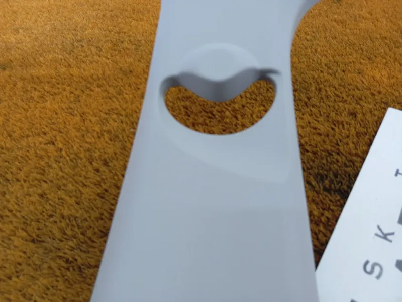 Обшивка центральной стойки