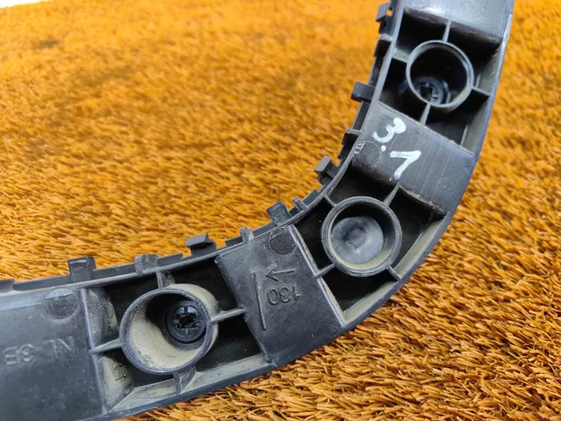 Кронштейн бампера