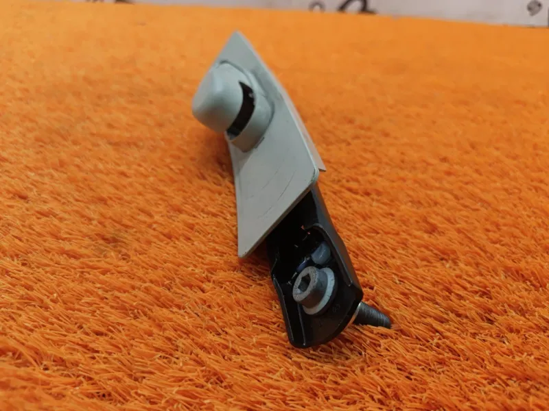 Механизм регулировки ремня безопасности