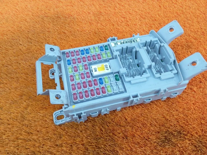 Блок предохранителей