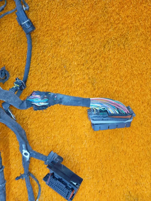 Проводка подкапотная