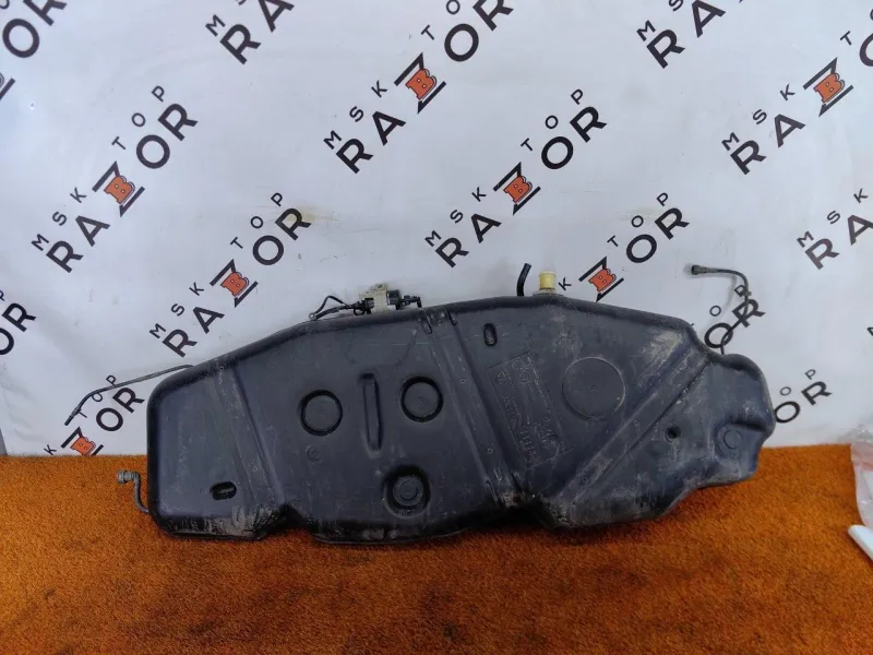 Бак топливный