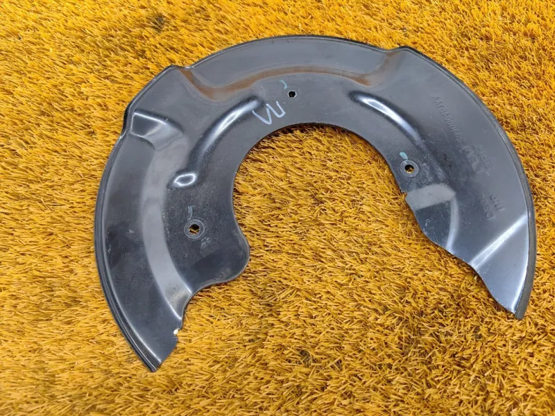 Пыльник тормозного диска