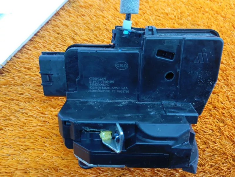 Замок двери