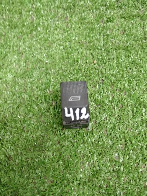 Кнопка стеклоподъемника