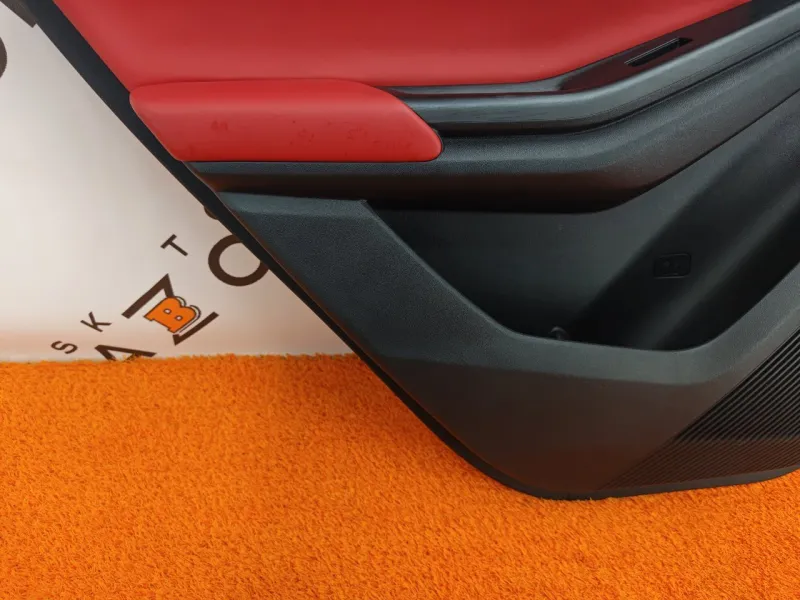 Обшивка двери