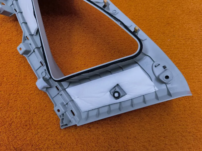 Накладка на стойку кузова