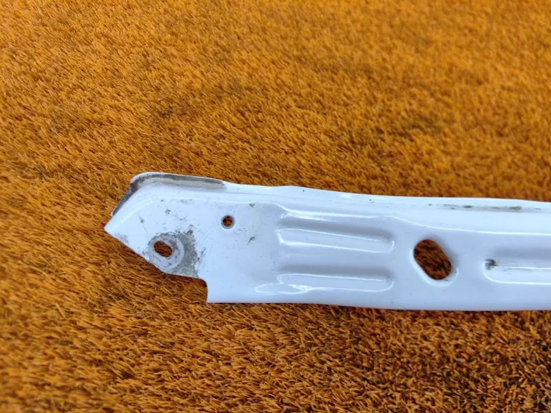 Крепление фары