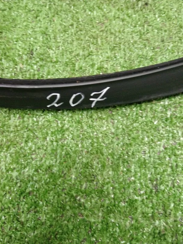 Уплотнитель стекла двери