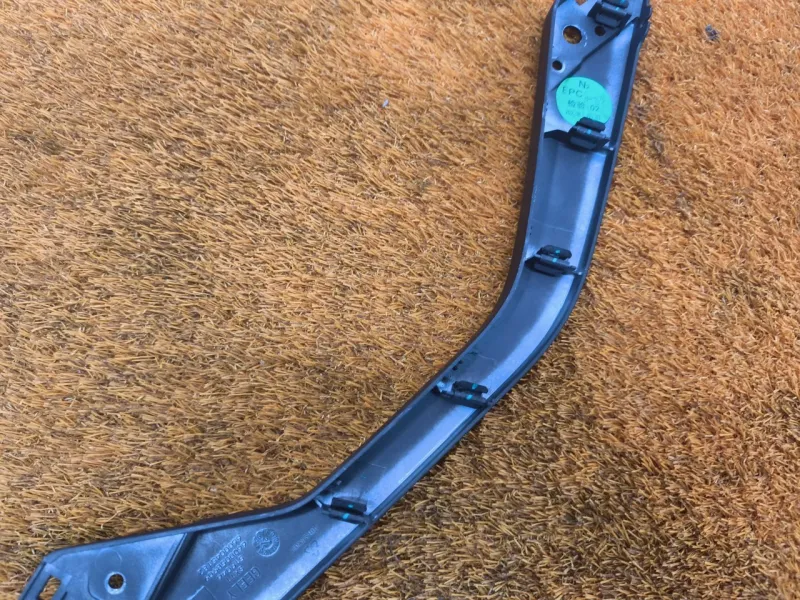 Кронштейн консоли