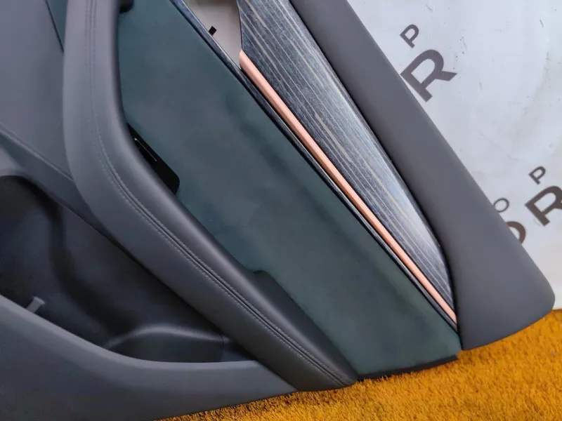 Обшивка двери