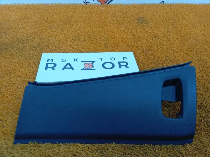 Молдинг двери