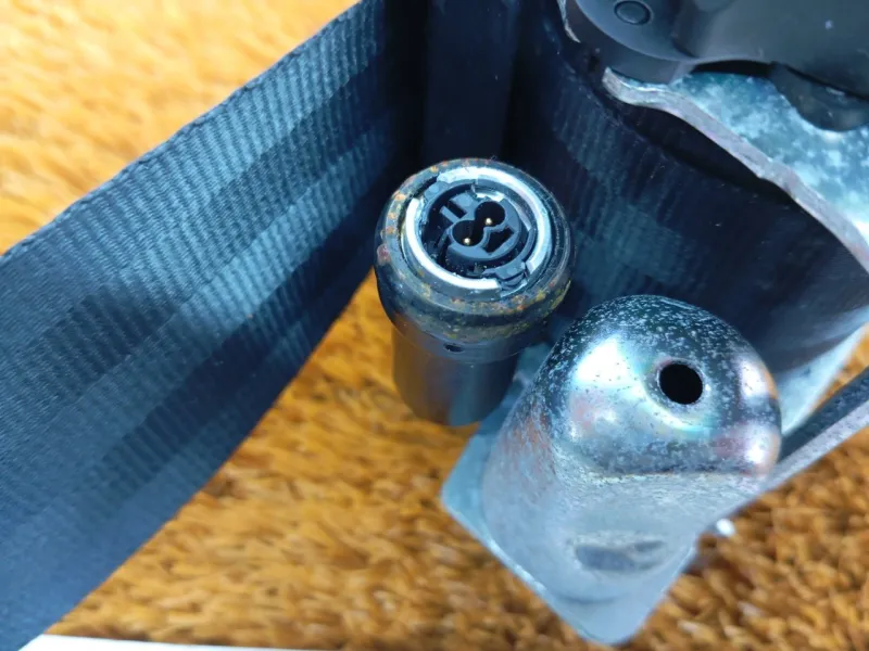 Ремень безопасности