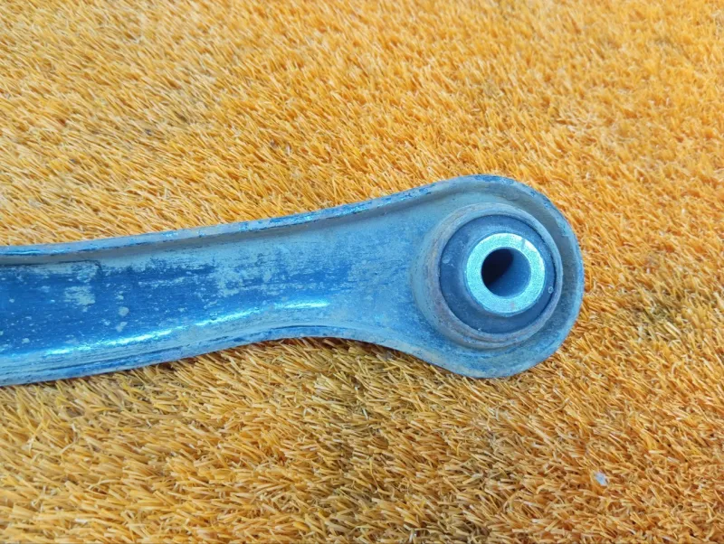 Рычаг подвески