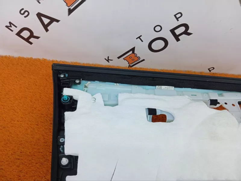 Обшивка двери