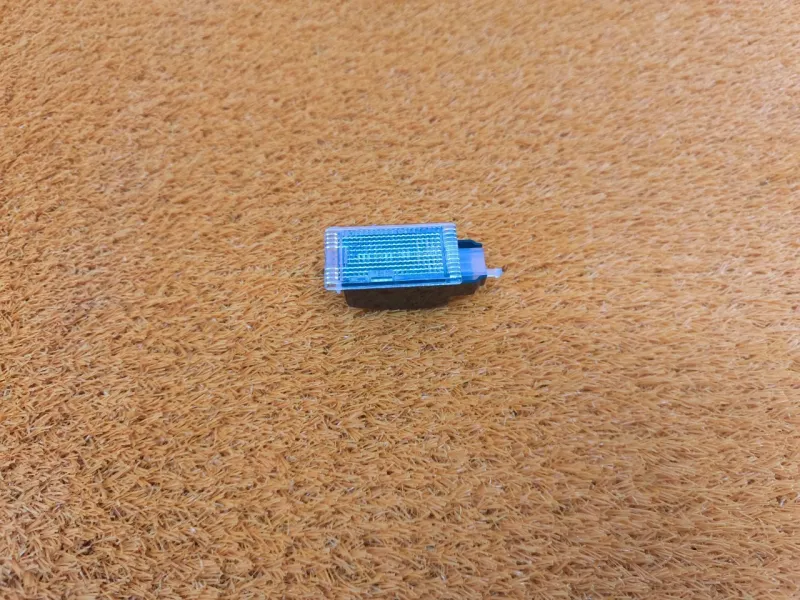 Плафон подсветки багажника