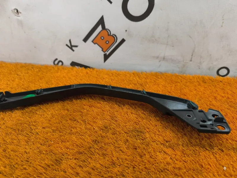 Кронштейн консоли