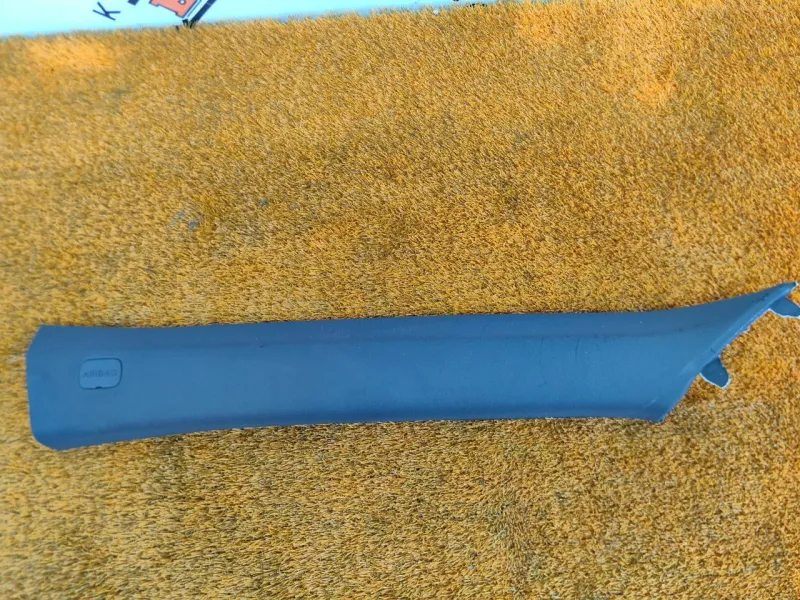 Накладка на стойку кузова