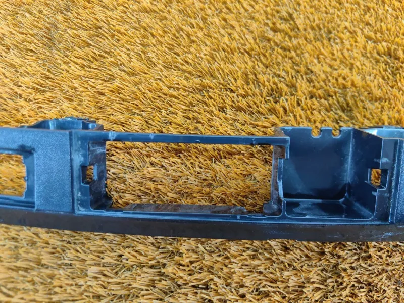 Накладка крышки багажника