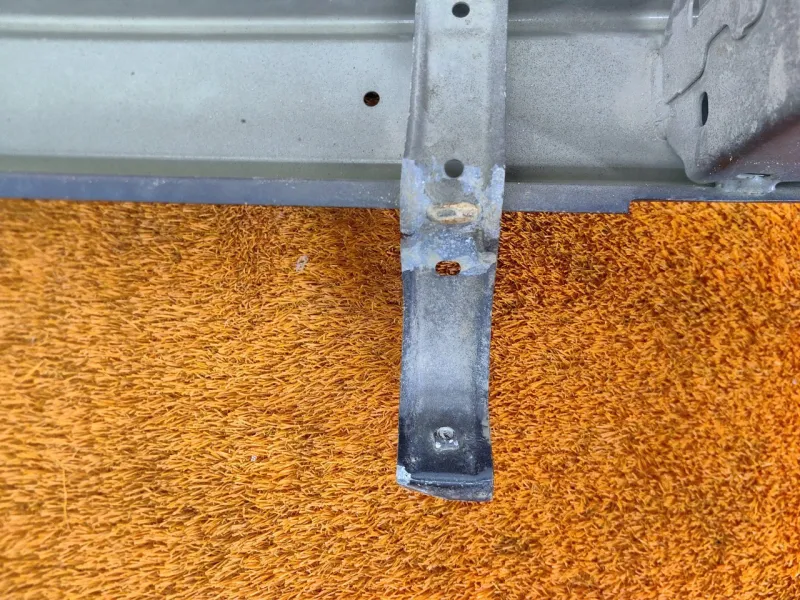 Усилитель бампера