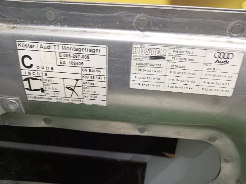 Дверь Audi TT 2002 8N0831052C 8N, передняя правая